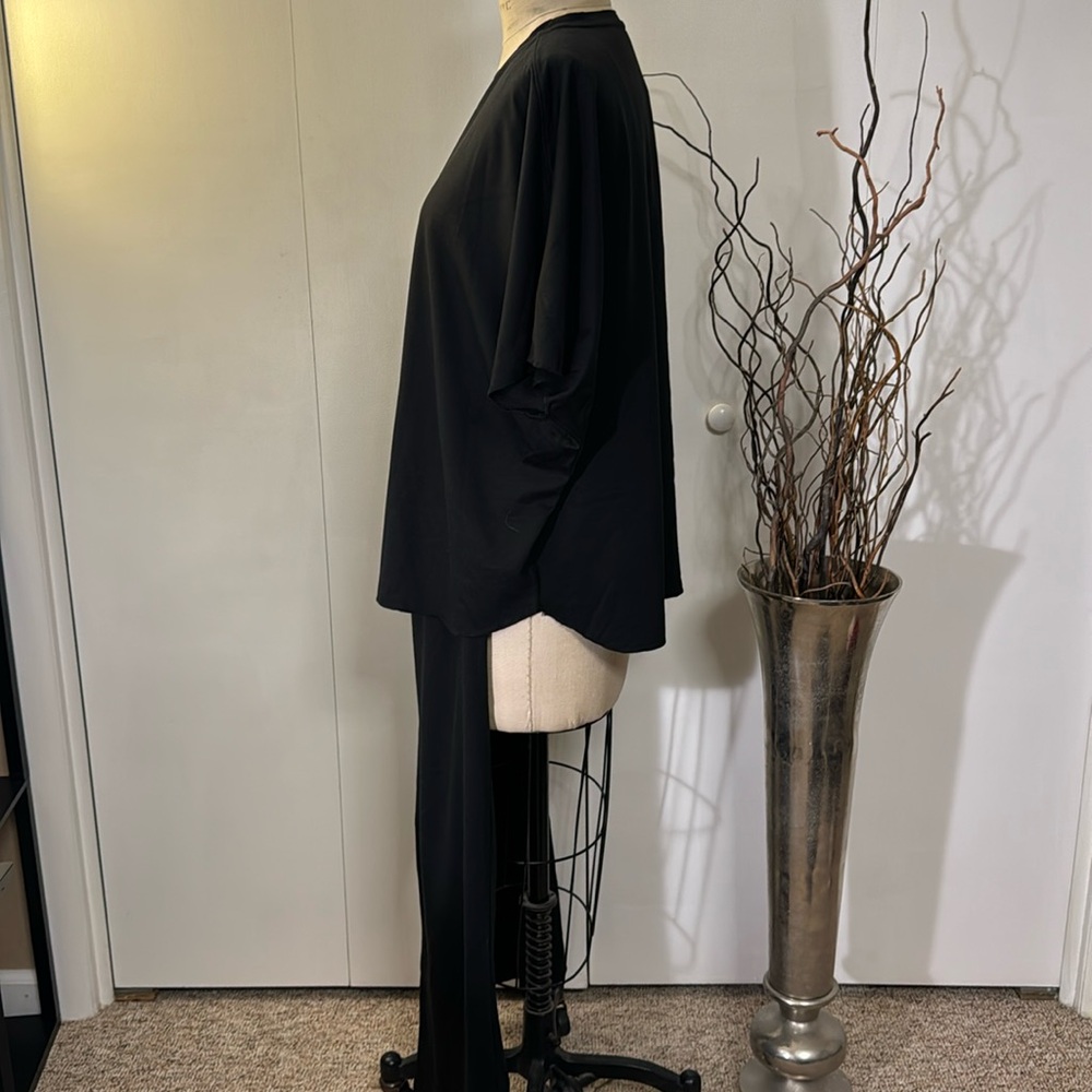 Two-piece lounge set in black - Picture 3 of 7